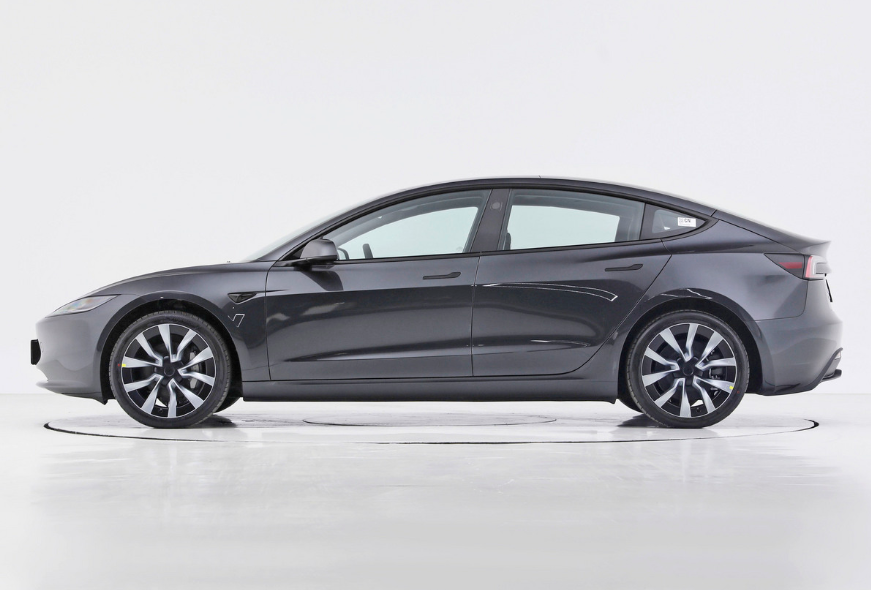 特斯拉model y售价全系上调,model 3/y变相优惠1.2