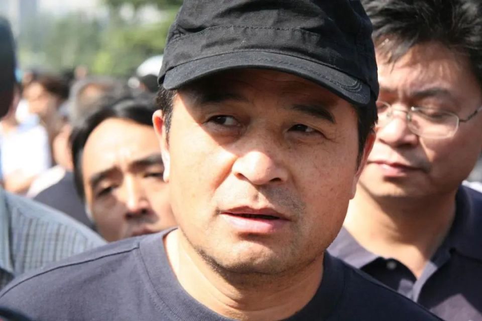 封杀!"老牌央视主持毕福剑被雪藏后,9年间彻底打回原形!_腾讯新闻