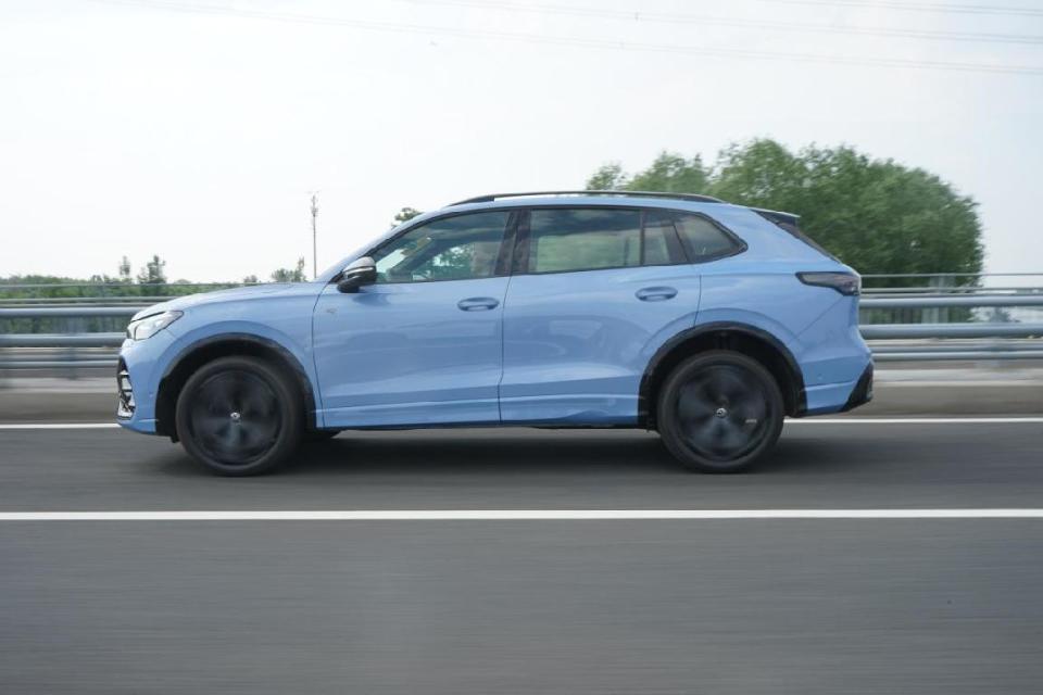 果真大众最懂中国,紧跟时代,试驾"超聪明的油车"途观l pro_腾讯新闻