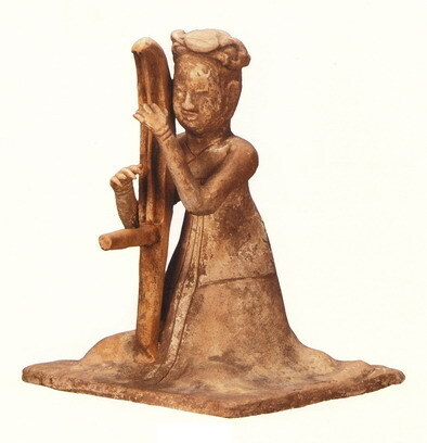 博物院丨张盛墓出土彩绘乐伎俑:赴一场隋朝夜宴