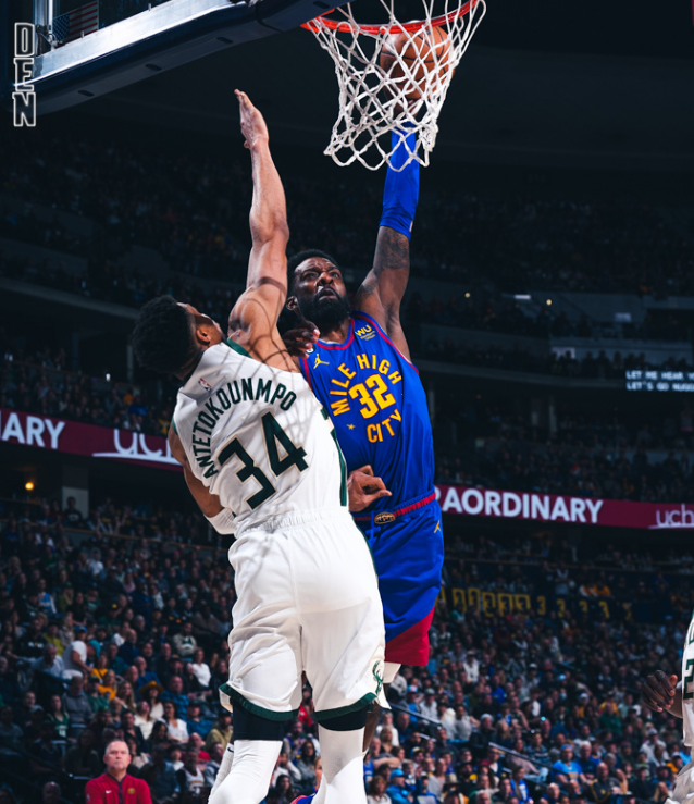 年度最强扣篮36岁老将杰夫格林隔扣字母哥东西部榜首对决