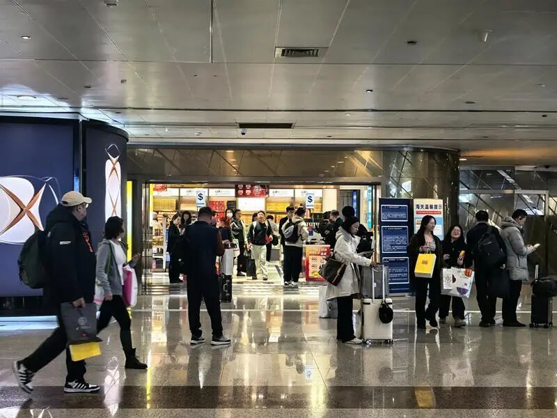 日上免税行26年后告别上海机场，免税行业正经历“大洗牌”_腾讯新闻