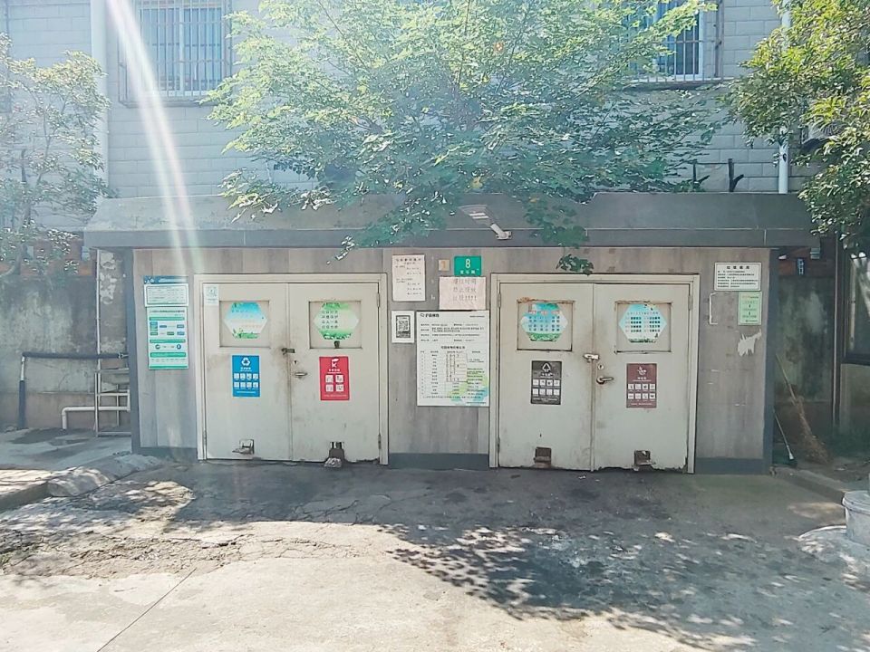 告别“脏费力”！垃圾箱房“智能升级”，垃圾投放变“舒心事”