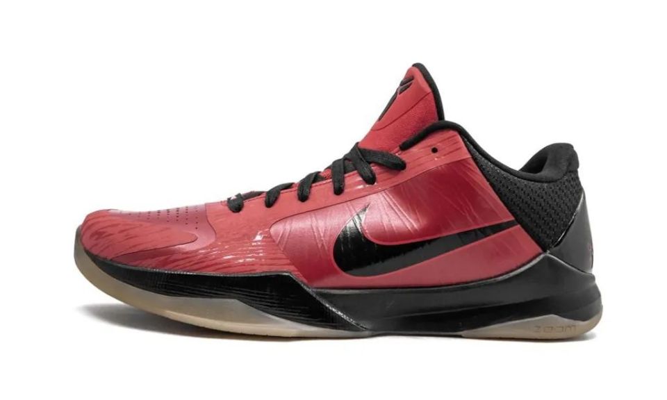 明年「科比全明星战靴」扎堆复刻?这些「元年配色」我全都要!