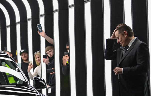 特斯拉裁员超 10%,高管层震荡,马斯克有些受不了了_腾讯新闻