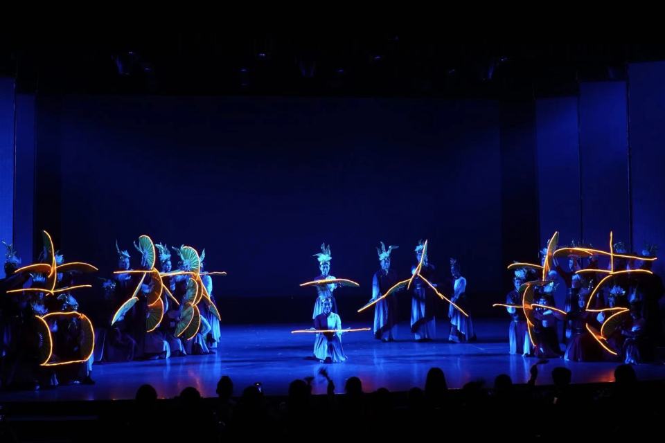 "雪饼猴"王铁柱助力 吉林二人转火出圈 "乐在吉林 转动吉祥"综艺演出