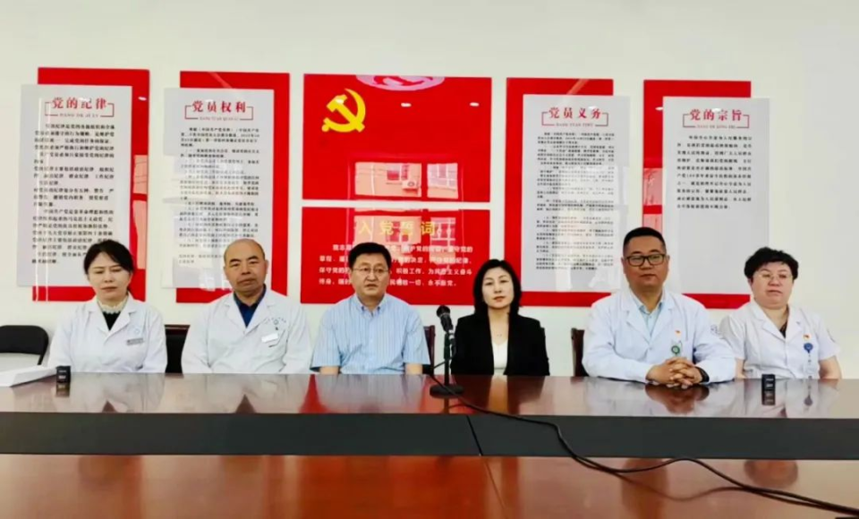 哈尔滨市第二医院倾力包扶 助力依兰县医疗事业发展