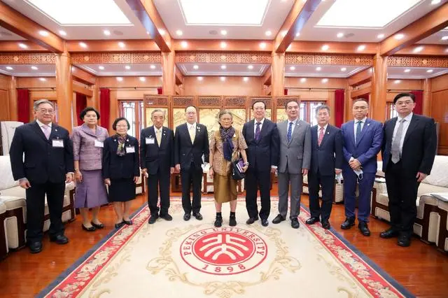 图注:2024年4月6日访问北京大学的诗琳通公主,图片来自网络玛哈