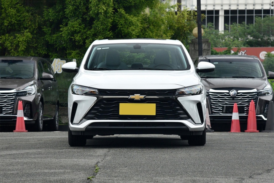 这才是美系真良心雪佛兰科鲁泽落地7万左右这个车你看咋样