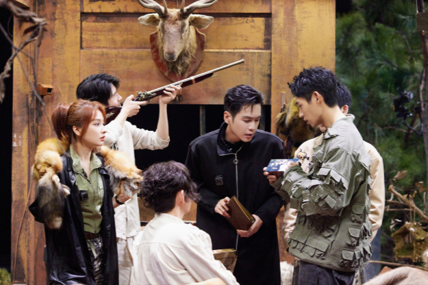 《大侦探》第八季:天顶集团的故事时间线是什么?