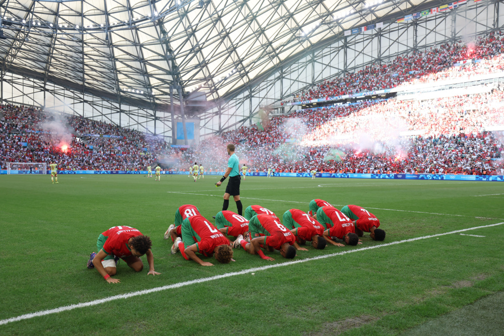 巴黎奥运会丨足球男足半决赛西班牙晋级决赛2