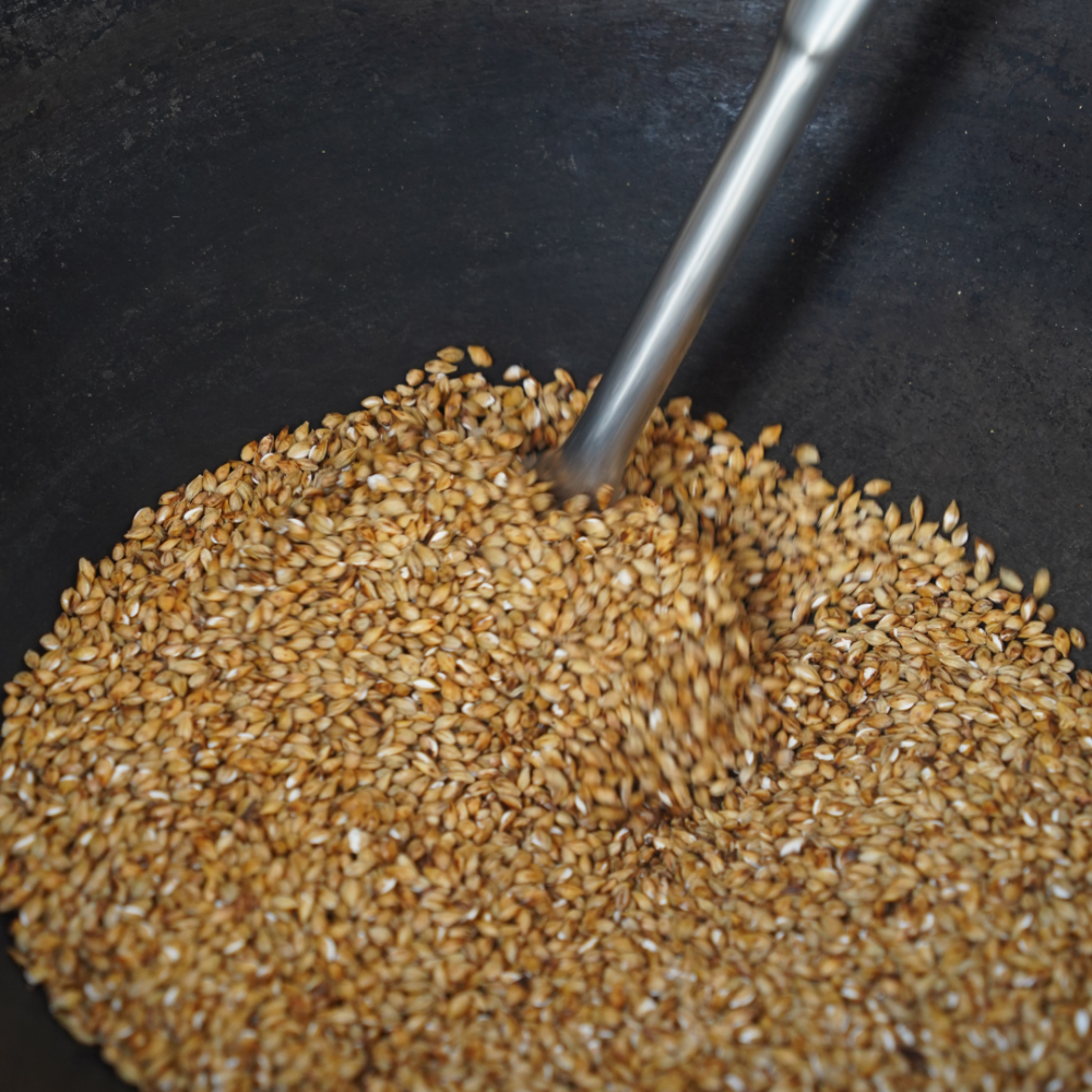 灶头炒的大麦茶,比冰饮更解暑