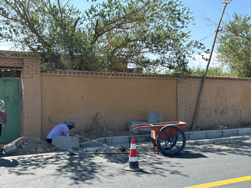 五堡镇:多维发力优环境,扮靓乡村迎盛会