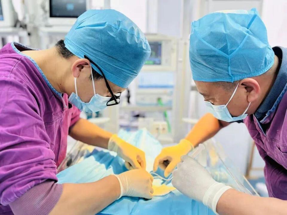 护理床旁查体怎么说“闯关”成功！早产低体重三胞胎宝宝健康出院_https://www.jmylbn.com_新闻资讯_第4张