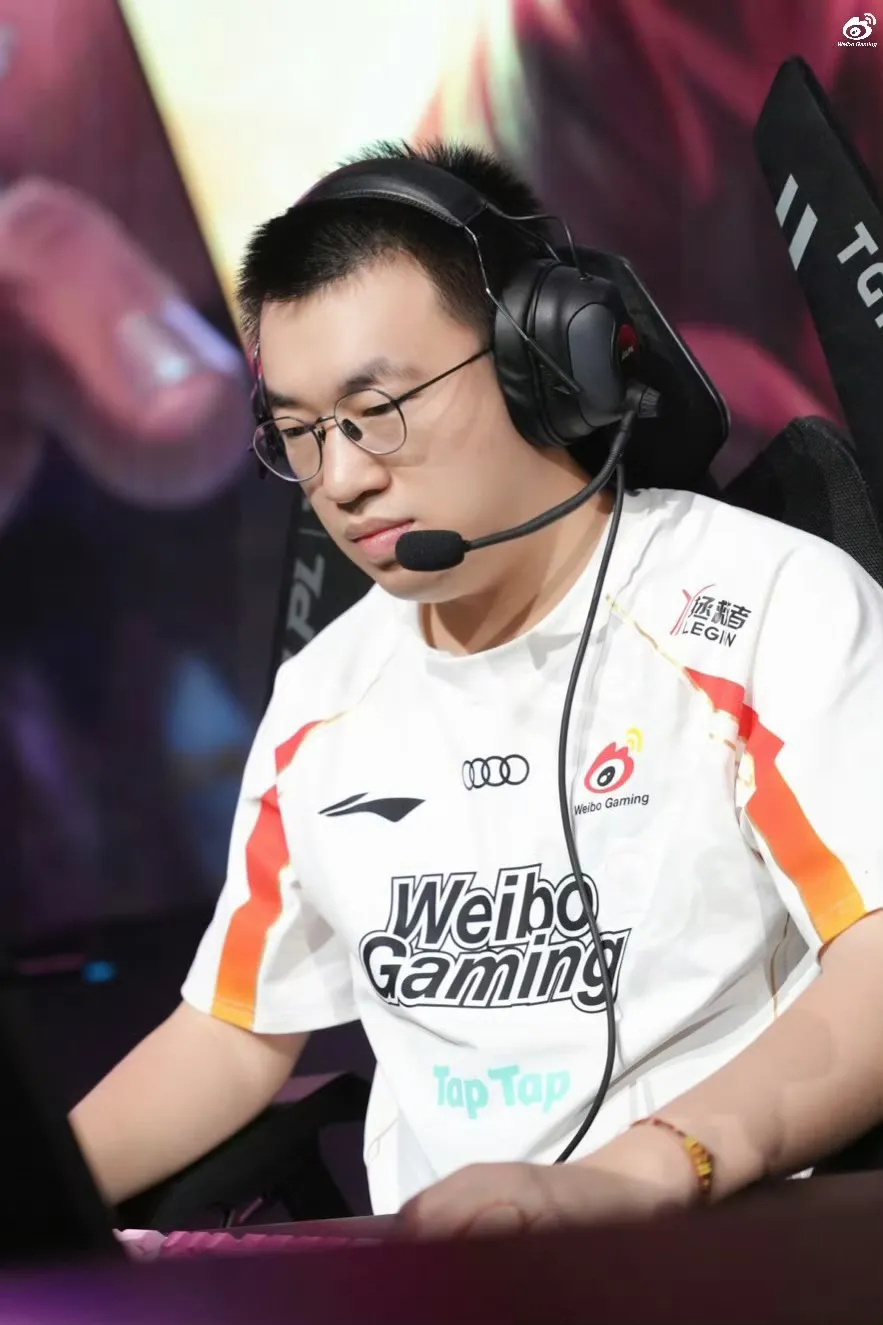 "ming开播拉上小虎图"火了,uzi公开透露,s8老rng五排要来了