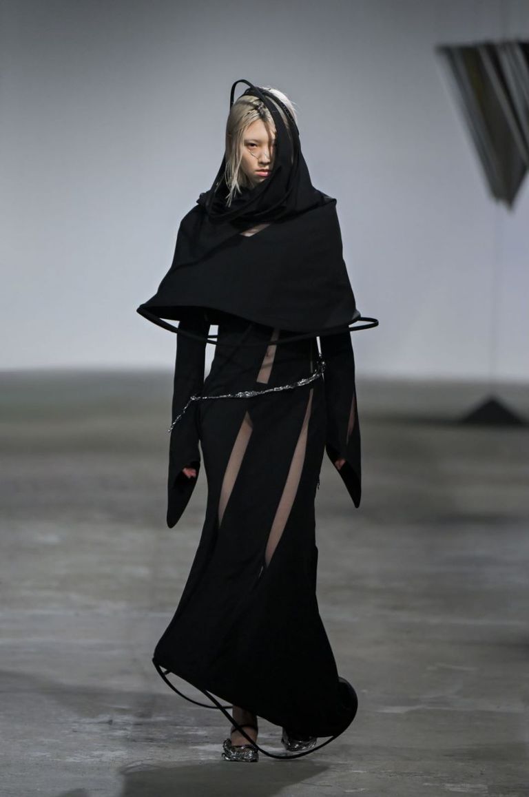 weir03n于上海时装周发布《collection 02》_腾讯新闻