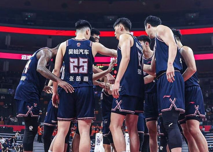 避开广东队新疆战略性强行输给广州邱彪宁愿打广厦男篮