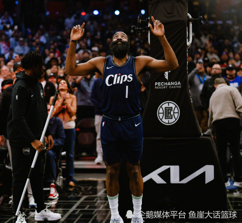 大胜伦纳德279哈登大发神威乔治226威少骨折湖人旧将尽力