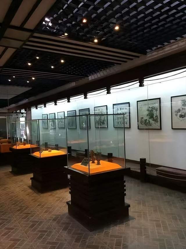 各大酒企大多建有酒文化博物館,如宜賓五糧液酒史博物館,瀘州老窖博物