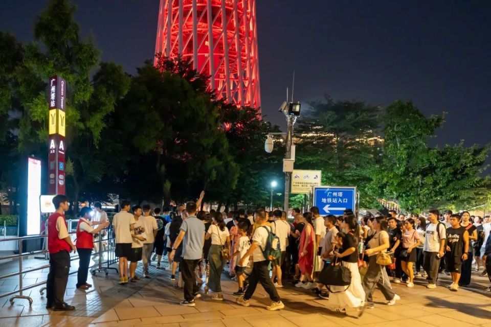地铁临时关闭、飞站，公交调整！广州重要通知 | 早安，荔湾_腾讯新闻