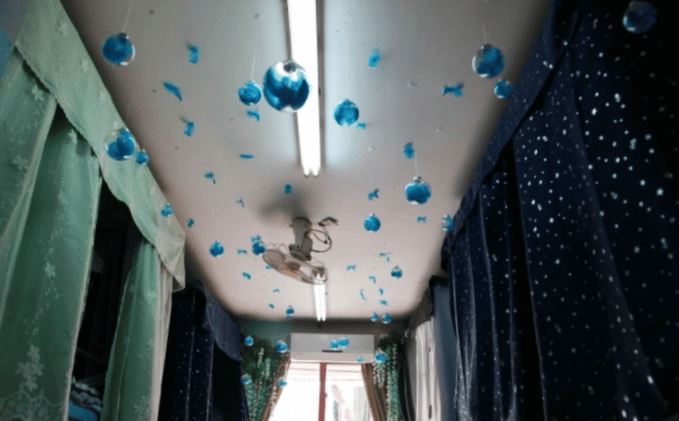 要不宿舍别住人了,这样宿舍不就更安全了!_腾讯新闻