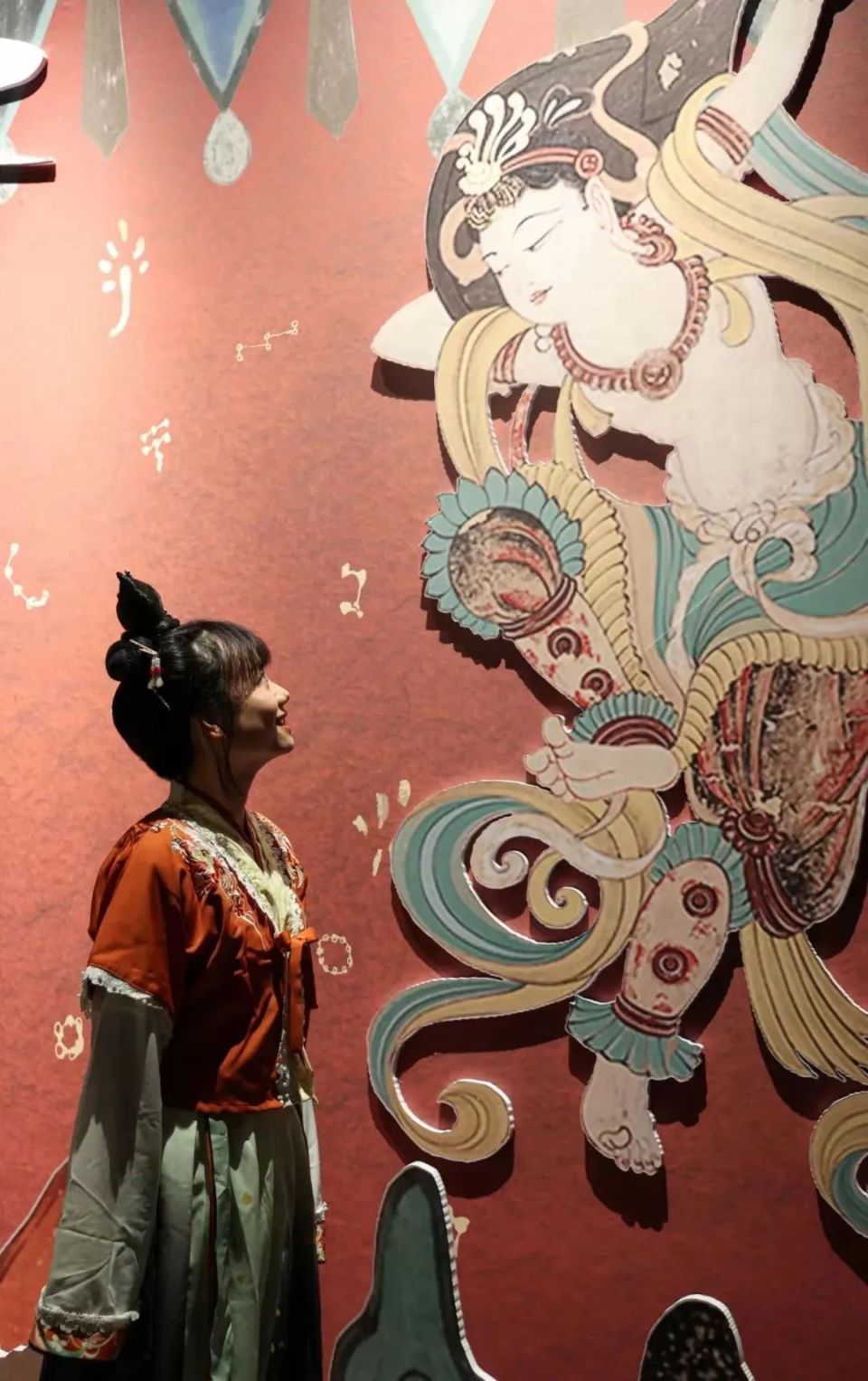 最美四月天,来上海看文博大展_腾讯新闻