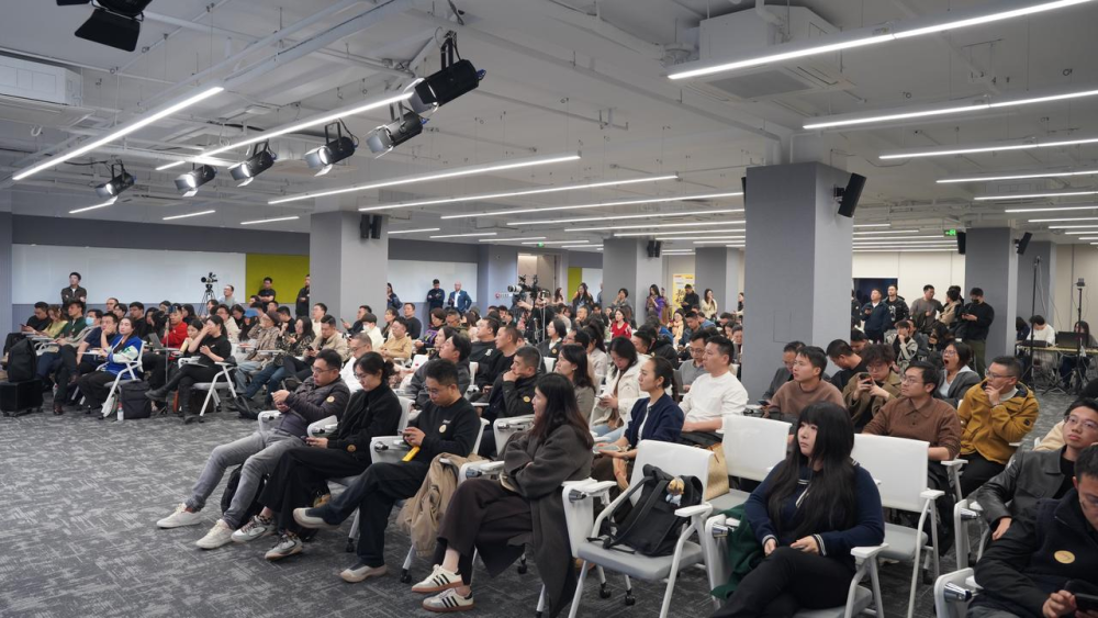 揭秘！AI漫短剧的“不可能三角”是如何被打破的 · 原文图片 2
