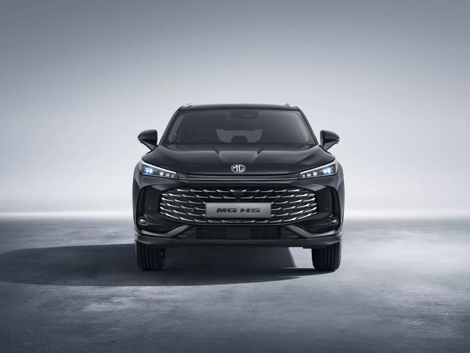 新一代名爵 hs 发布:空间更宽敞,动力更强劲