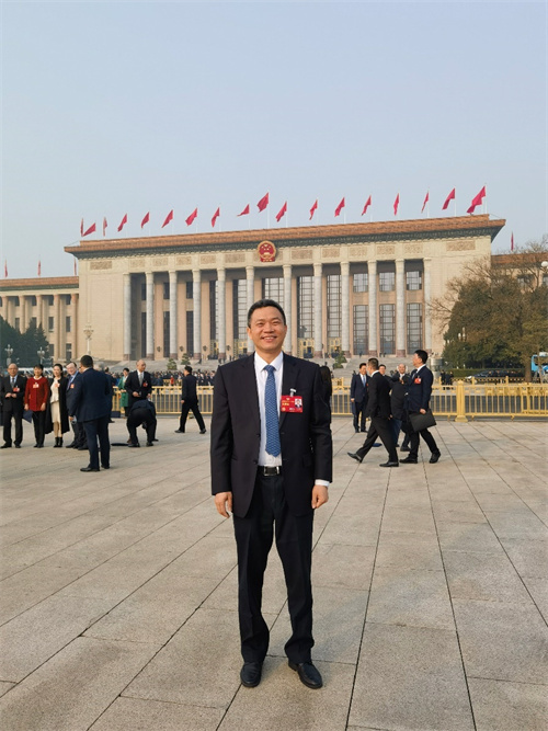 全国政协委员,中国航天科工三院院长,党委副书记王长青:鼓励发展商业