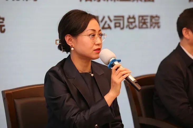 王建业以《医院平台建设与高质量发展》为主题强调了平台建设战略的