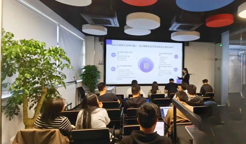 出海AI创业者如何高效从0-1开发产品？｜非凡产研X微软加速器「Open Day」圆满落幕 · 原文图片 3