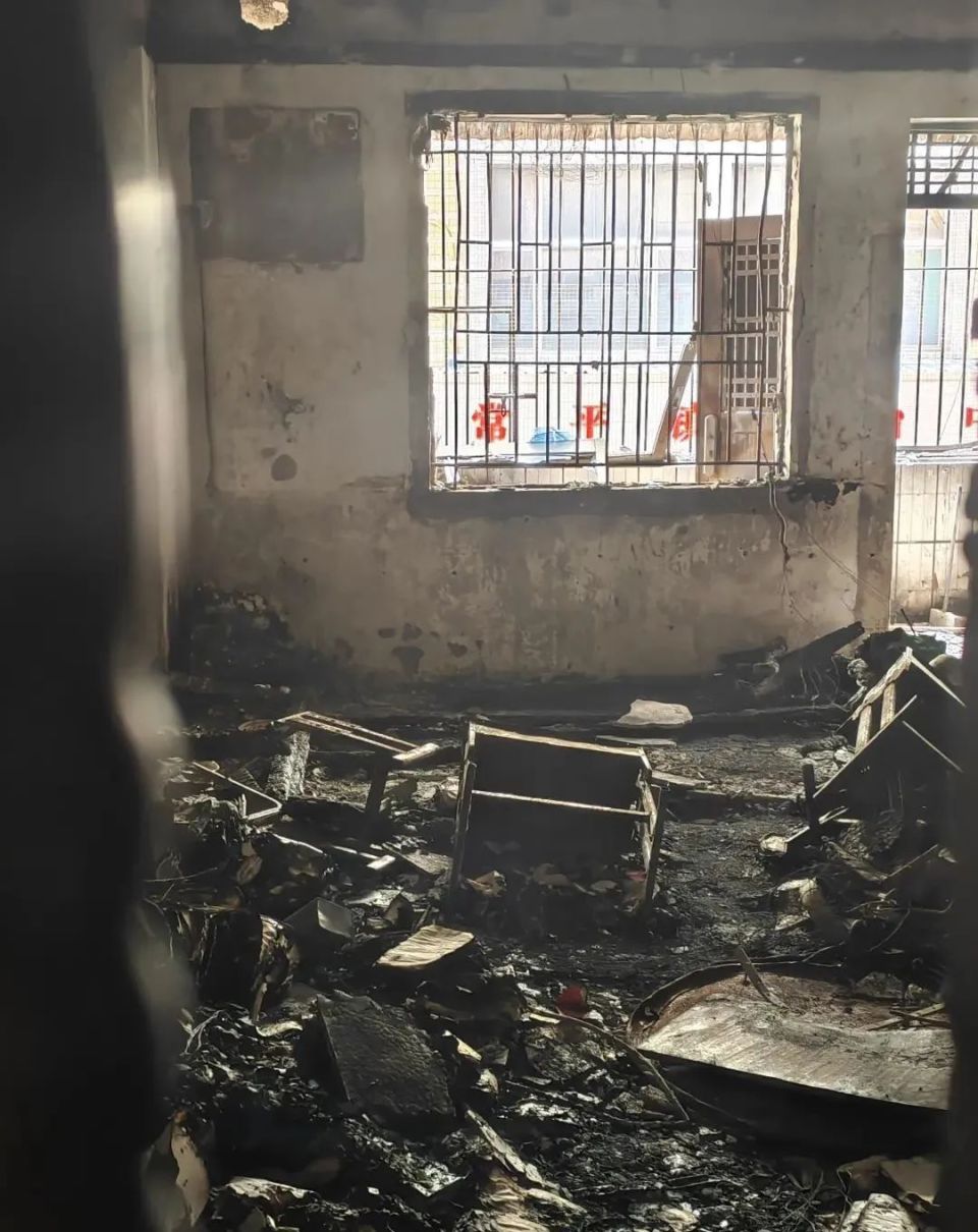 凌晨起火,3人不幸身亡!