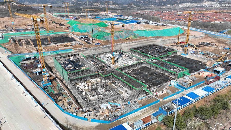 青岛西海岸新区"打头阵 当先锋 建功高质量发展"劳动_