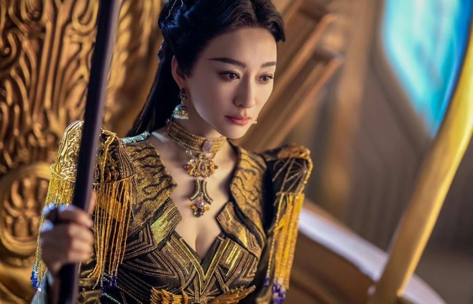 斗罗大陆2真人版曝光,比比东演员确定,完胜第一版,太性感了