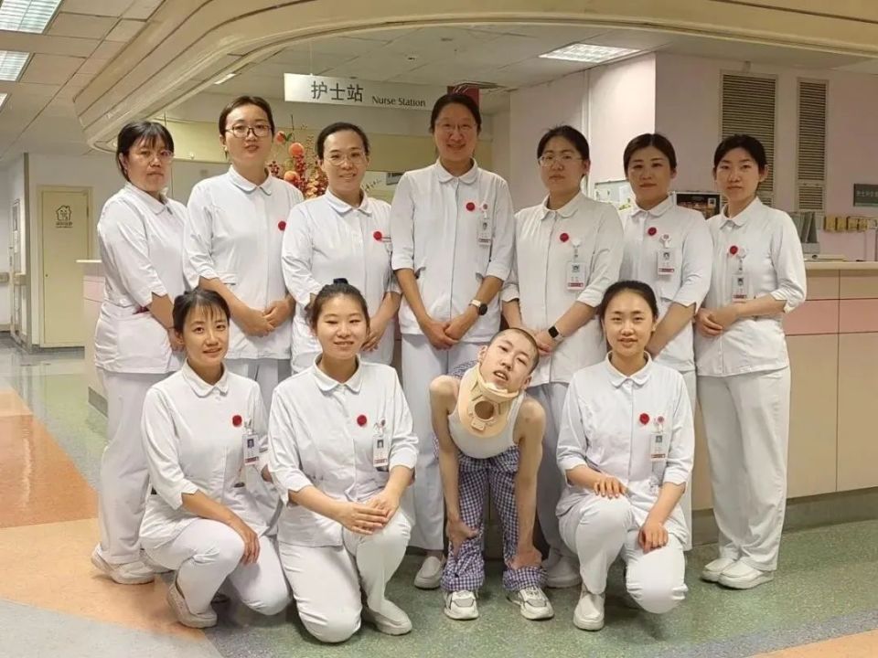 關于北大口腔醫院、護士全程協助陪同號販子掛號電話（方式+時間+預約入口）！的信息
