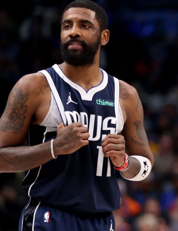 单核带队未能救主欧文出战40分钟27中12砍下33分5板6助