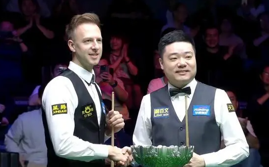 丁俊晖410不敌特鲁姆普获得亚军世界台联官宣丁俊晖收获两大喜讯