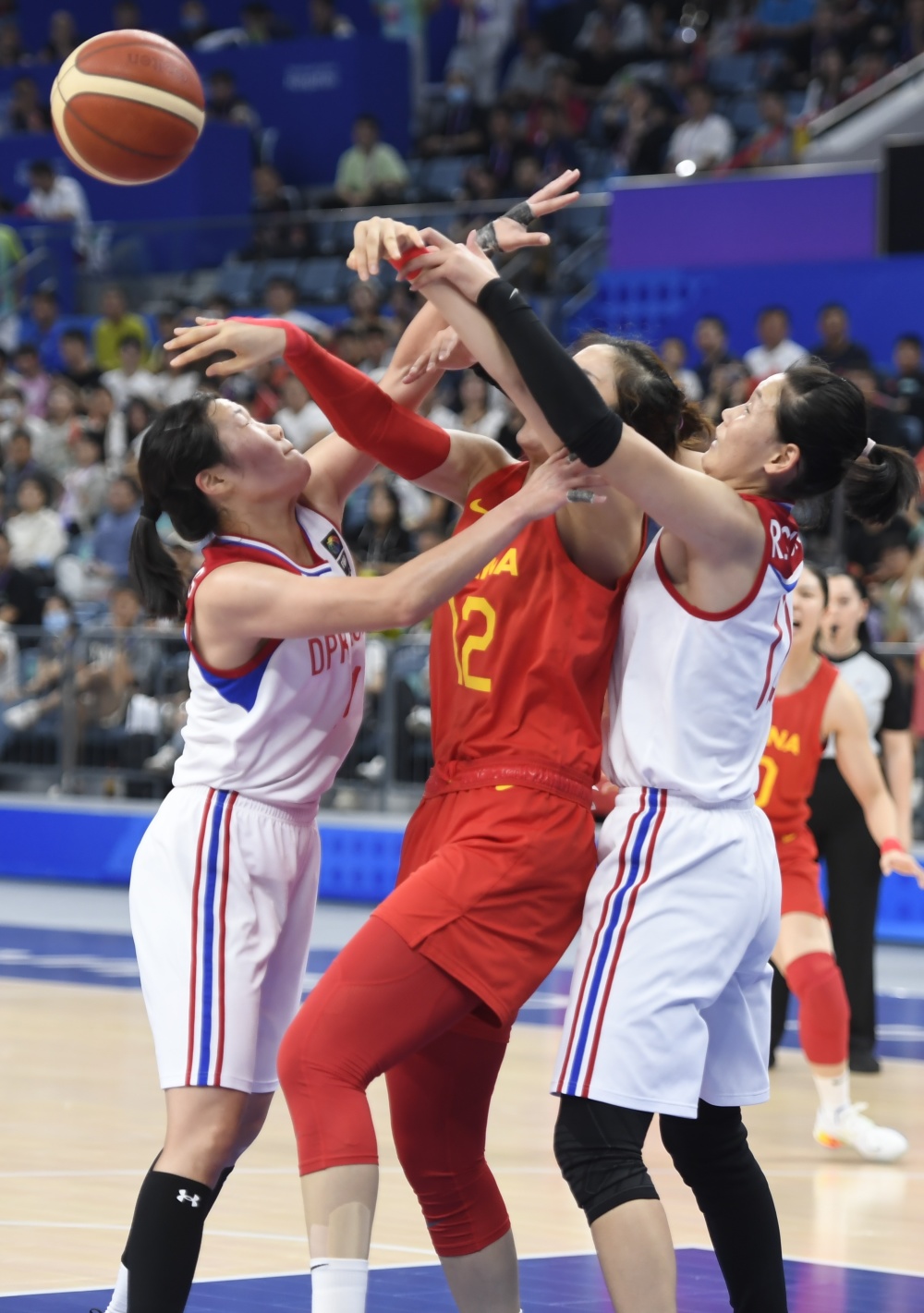 中国女篮挺进决赛-腾讯新闻