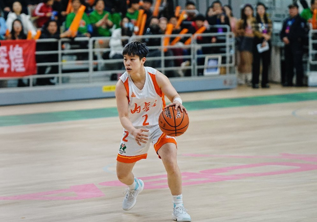 wcba:内蒙古女篮21分大胜辽宁豪取8连胜 力压四川高居第一
