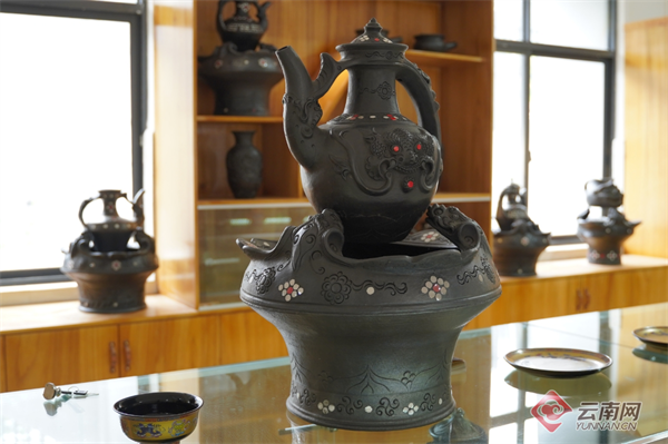 【融美云南"嗨"起来】尼西黑陶:传承古老非遗技艺 感受传统文化之美
