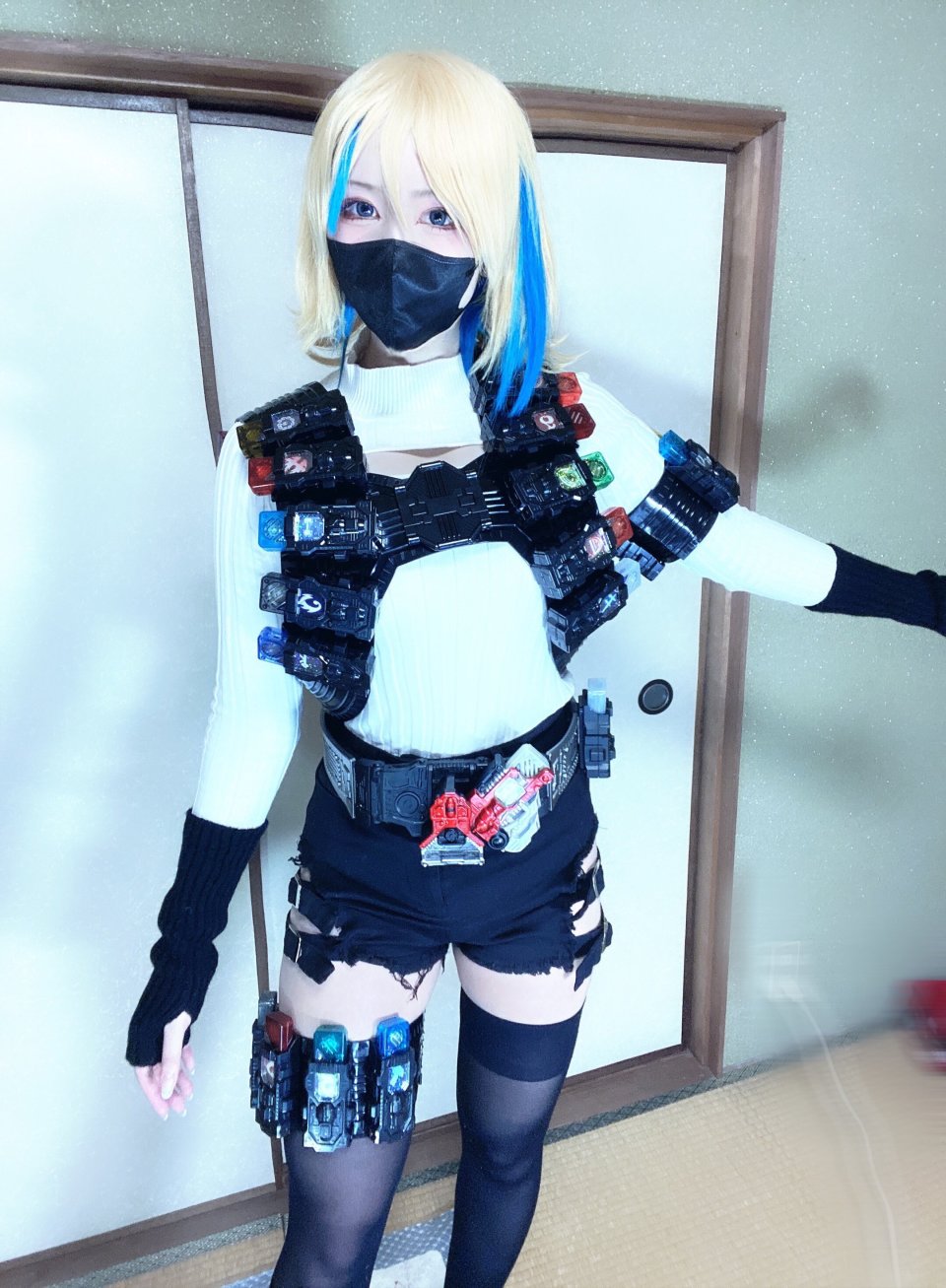 假面骑士E哥骑士娘秀等比例马甲玩具 又大又白又懂人心的E哥