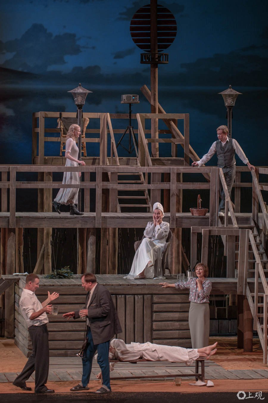 演界｜经典焕新共鸣永恒：莫斯科艺术剧院携契诃夫名作《海鸥》开启时空对话-腾讯新闻