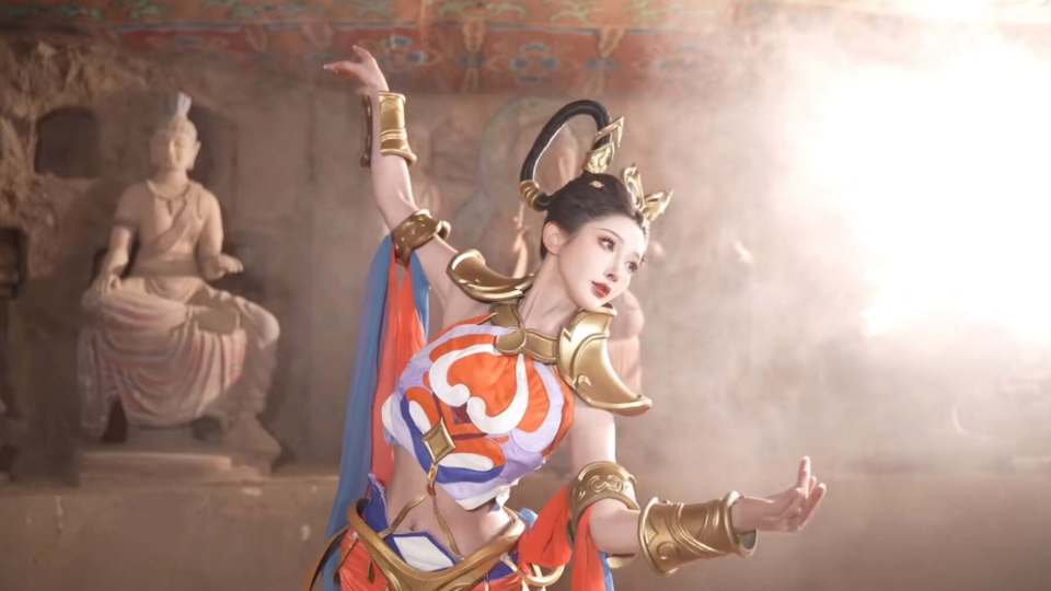 同样是COS杨玉环，百万网红造型成功秒杀众多明星，网友：超还原_腾讯新闻