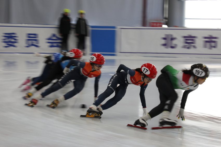 短道速滑邀請賽比賽現場.