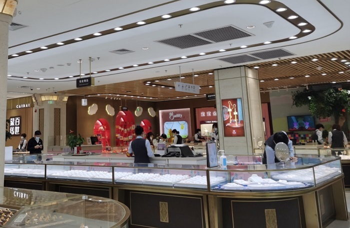 菜百铂金首饰柜台遇冷,工业铂金却需依赖进口_腾讯新闻