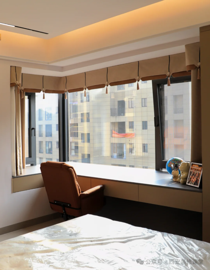 窗户转角利用,成就功能和收纳4.11