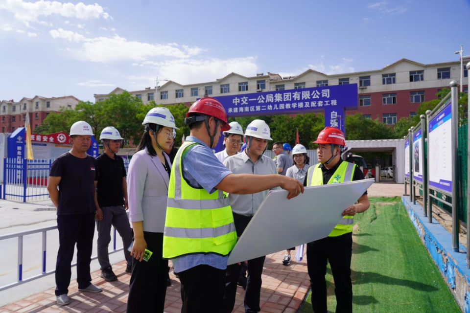 白春雷调研城市建设项目