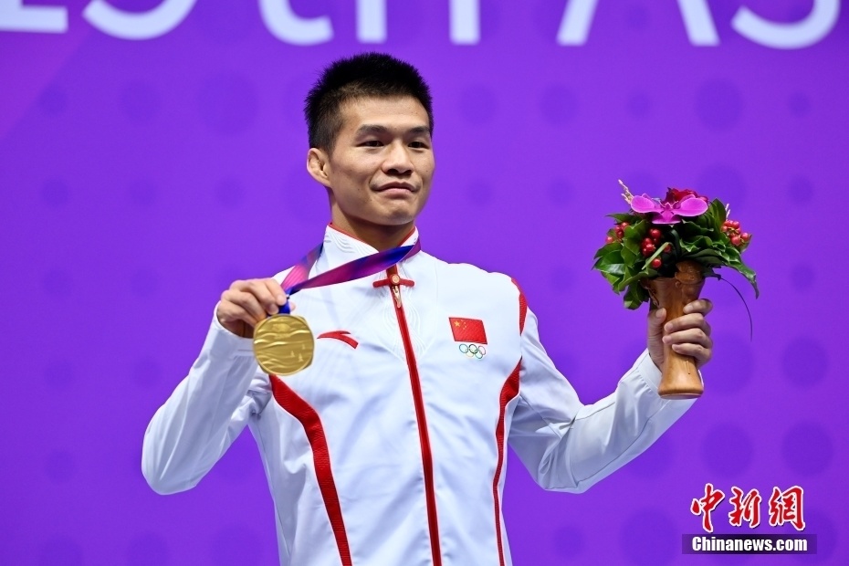 (杭州亚运会)中国选手江海东获武术项目散打男子56公斤级冠军-腾讯