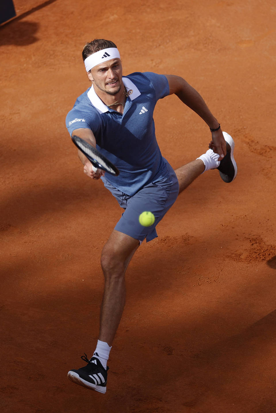 网球——罗马大师赛:兹维列夫夺冠(3)