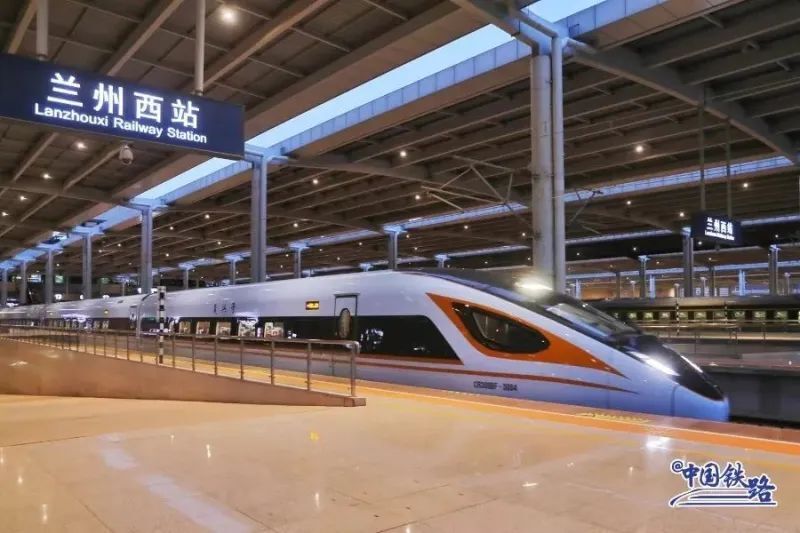 铁路新调图:增开乌鲁木齐至峨眉,西安间快速旅客列车各2列